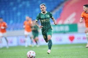 东体：浙江还将引进一名高中锋，候选包括参加世俱杯的球员